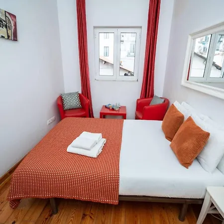 3-bedroom With Terrace In Апартаменты *