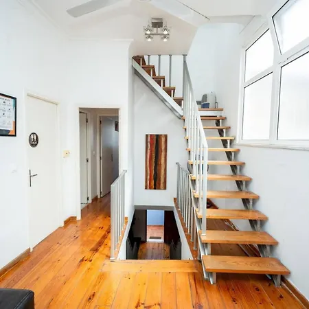 3-bedroom With Terrace In * Lisboa